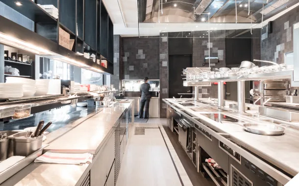 the middle house shanghai - commercial kitchen case study
